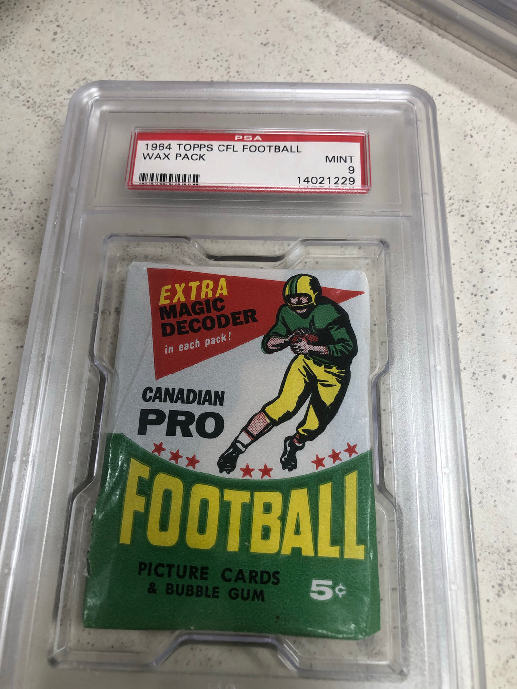 1964 Topps CFL Football Wax Pack PSA8