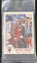 Load image into Gallery viewer, 1985-86 Star Chicago Bulls Arena Bag Set 11 Cards Factory Sealed
