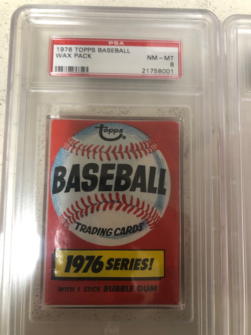 1976 Topps Baseball Wax Pack PSA 8