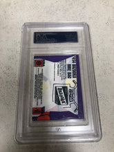 Load image into Gallery viewer, 1972 Topps Basketball Wax Pack PSA8
