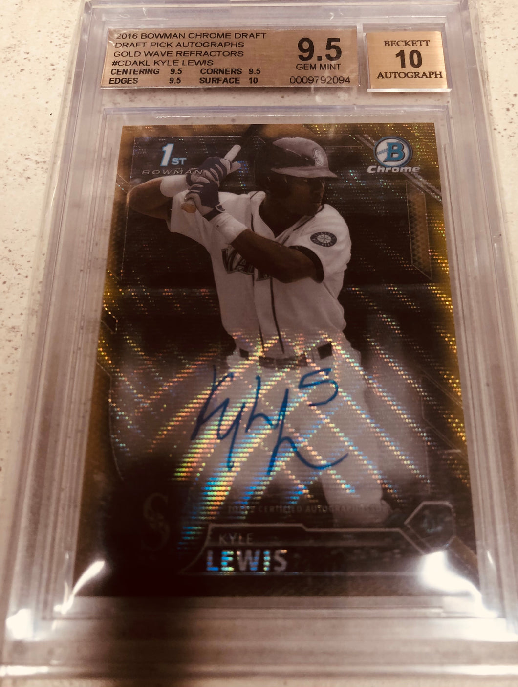 2016 Bowman Chrome Draft Gold Refractor Kyle Lewis /50 BGS 9.5 10 Auto