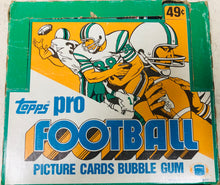 Load image into Gallery viewer, 1981 Topps Football Cello Box Guarantee Unopened WPK
