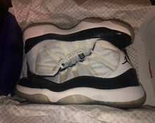 Load image into Gallery viewer, Nike Air Jordan 11 Concord Size 10 US
