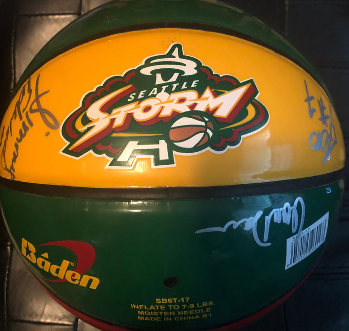 Seattle Storm Team Signed Basketball Bird ,Jackson +13