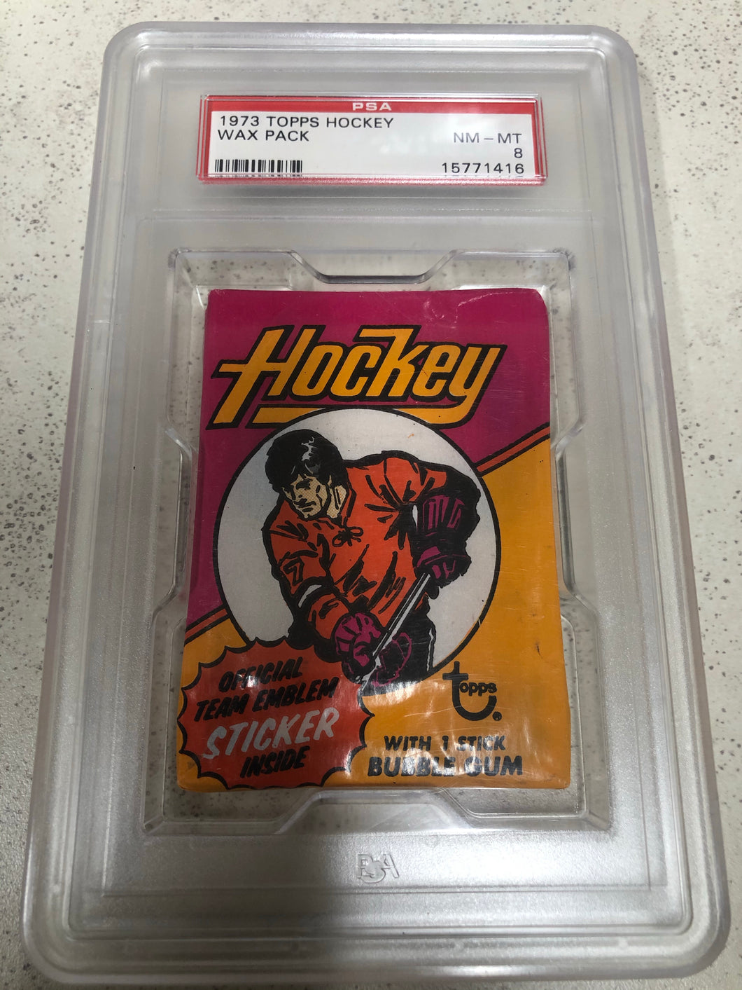 1973 Topps Hockey Wax Pack PSA 8